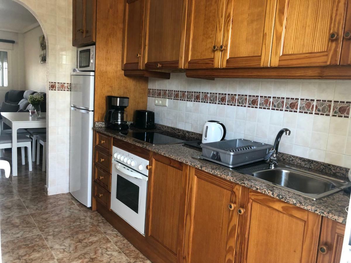 New Apartment In Torrevieja , Punta Prima Orihuela Costa With Pool 奥里韦拉 外观 照片