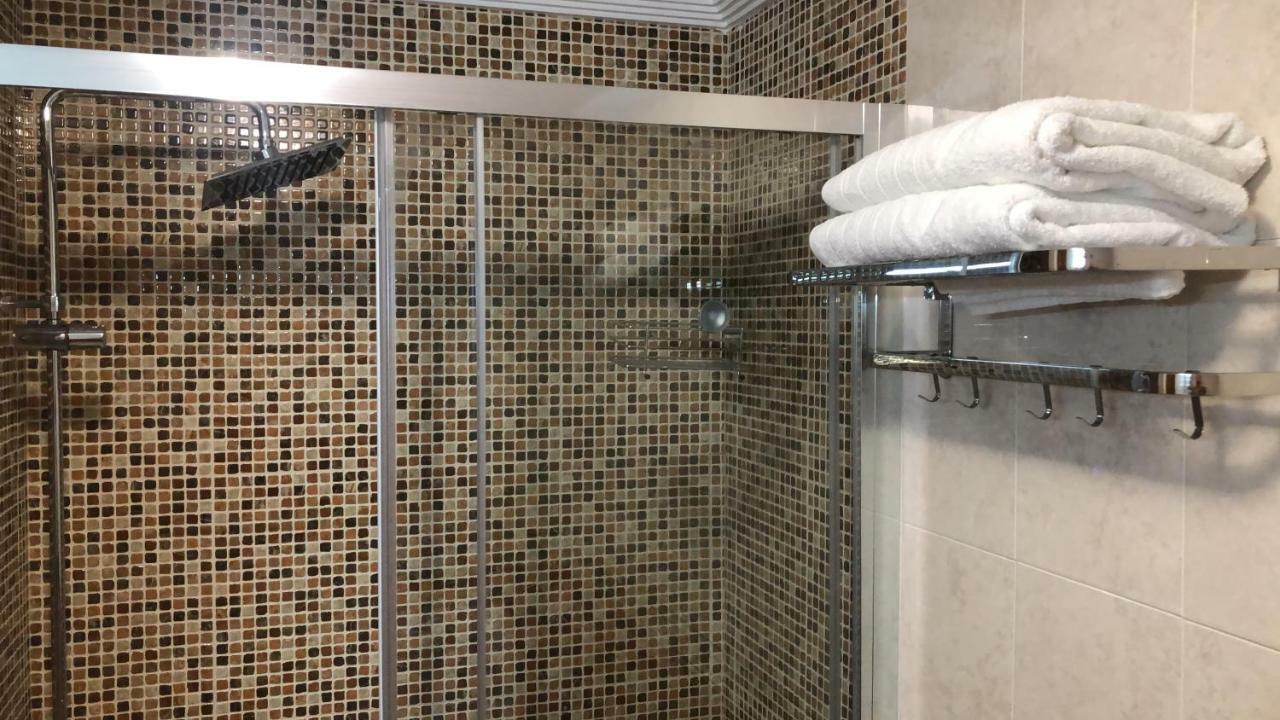 New Apartment In Torrevieja , Punta Prima Orihuela Costa With Pool 奥里韦拉 外观 照片