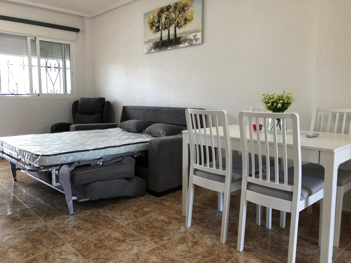 New Apartment In Torrevieja , Punta Prima Orihuela Costa With Pool 奥里韦拉 外观 照片